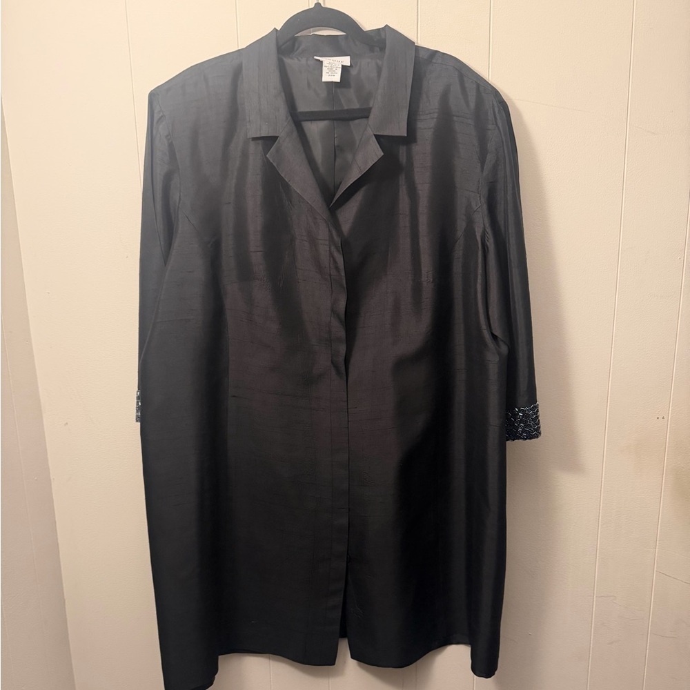 Avenue Black Long Silk Tunic with Subtle Cuff Detail